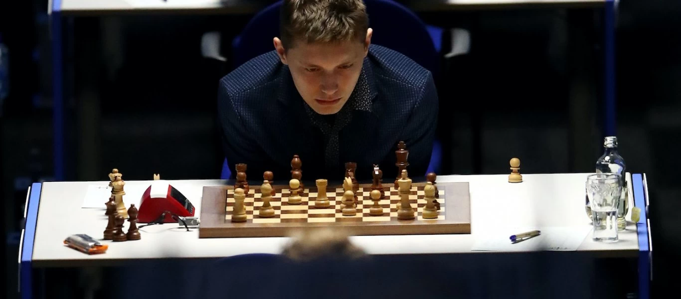 Ένας 18χρονος νίκησε τον καλύτερο σκακιστή του κόσμου